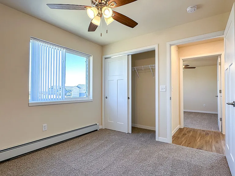 713 Caroline St — Photo 302