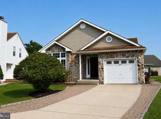 508 Saint Martin Ct, Williamstown, NJ 08094