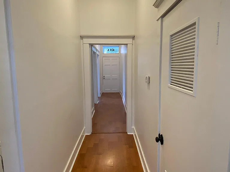 421 E Duffy St #A — Photo 6