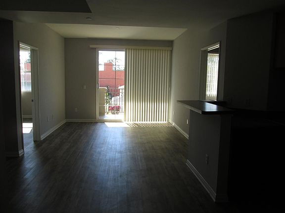 5th image of 2810 S Sepulveda Blvd APT 202