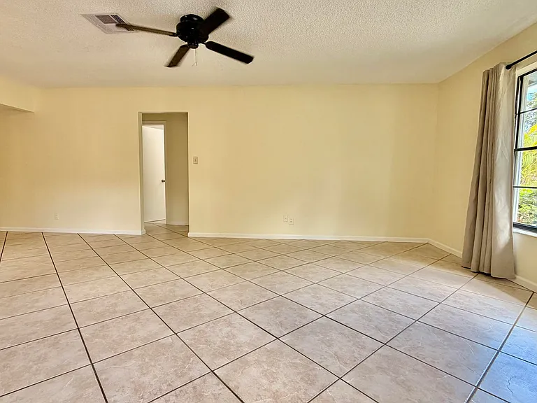9121 E Highland Pines Dr — Photo 14