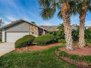7332 Rosetree Pl E, Seminole, FL 33772