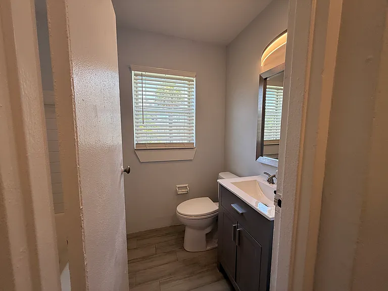 Ocean Reef Apartments — Photo 20