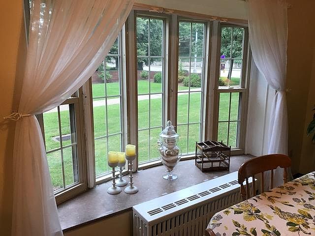 Bay Window