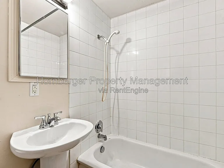 1508 N Post St — Photo 10