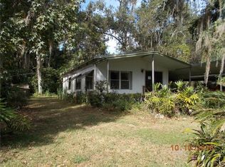 2630 Cr 426c, Lake Panasoffkee, FL 33538