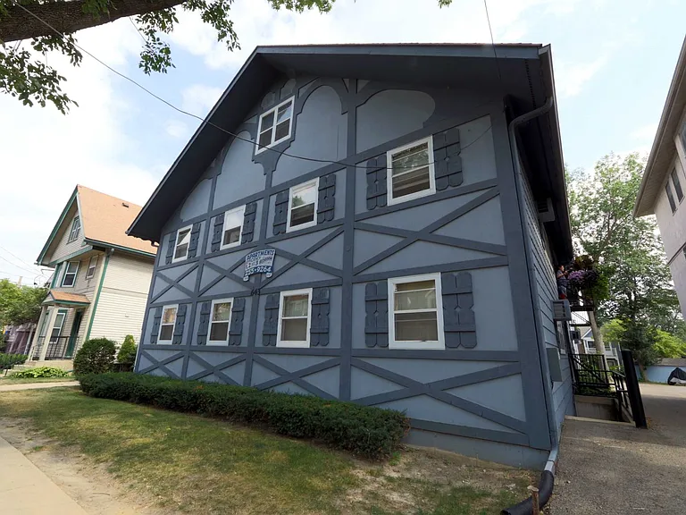 643 E Johnson St — Photo 19