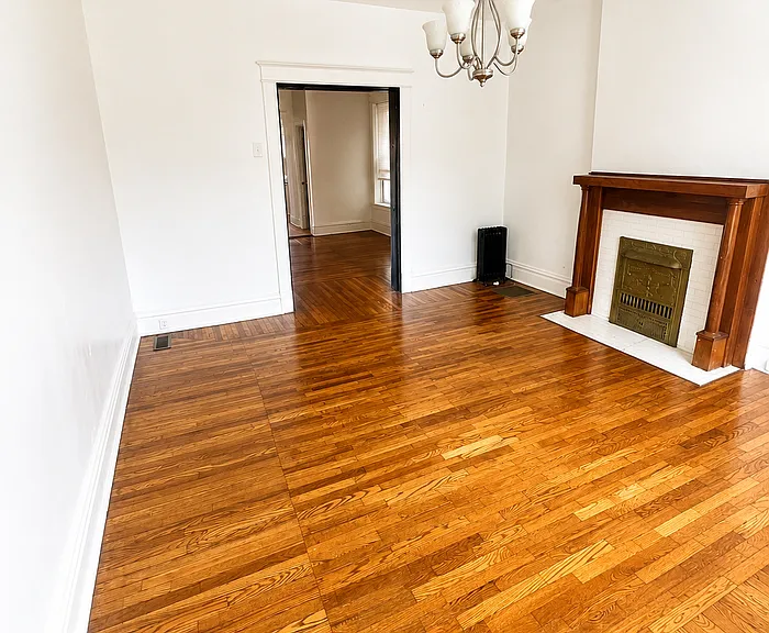 4451 Oakland Ave — Photo 2
