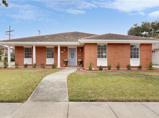 1049 Melody Dr, Metairie, LA 70002