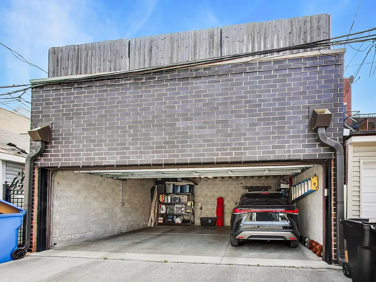 3740 N Clifton Ave #2 — Photo 22