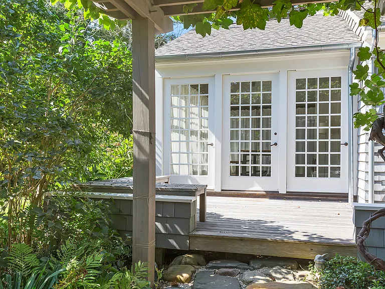 Miller Ln — Photo 11