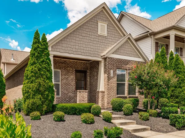 169 Ashcrest Point, Hendersonville, TN 37075