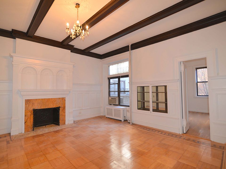 2nd image of 308 W 106th St APT 2R