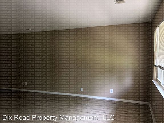 3rd image of 440 McCreary Ct