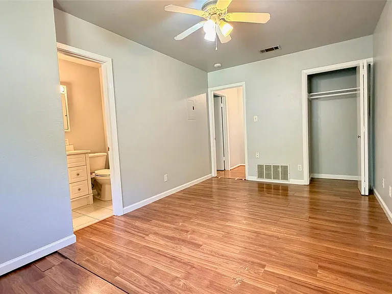 5213 Halmark Dr — Photo 22