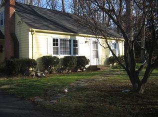 12 Anawan Ct, North Attleboro, MA 02760