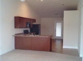 1405-B Chestnut Ridge Ct, Greenville, NC 27834