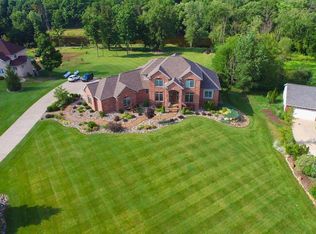 10849 Riverside Dr, Dimondale, MI 48821