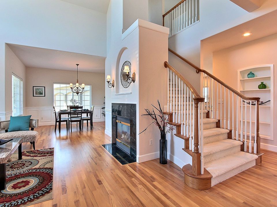 1st image of 2348 Glen Kerry Ct SE