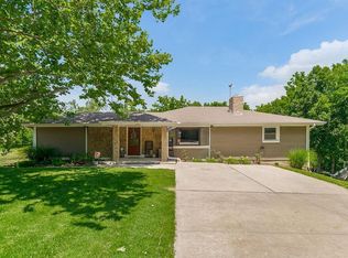 4900 NE 72nd St, Kansas City, MO 64119