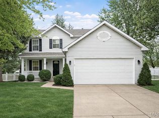 220 Saint Marys Dr, Ballwin, MO 63021
