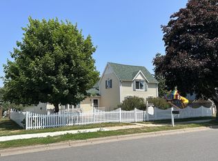 340 1st Ave NW, Plainview, MN 55964