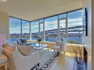 1920 SW River Dr Unit 604, Portland, OR 97201