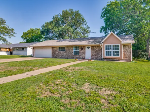 2003 Egret Ln, Greenville, TX 75402