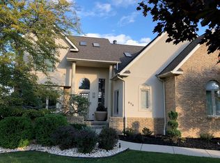 573 Kaymar Dr, Amherst, NY 14228