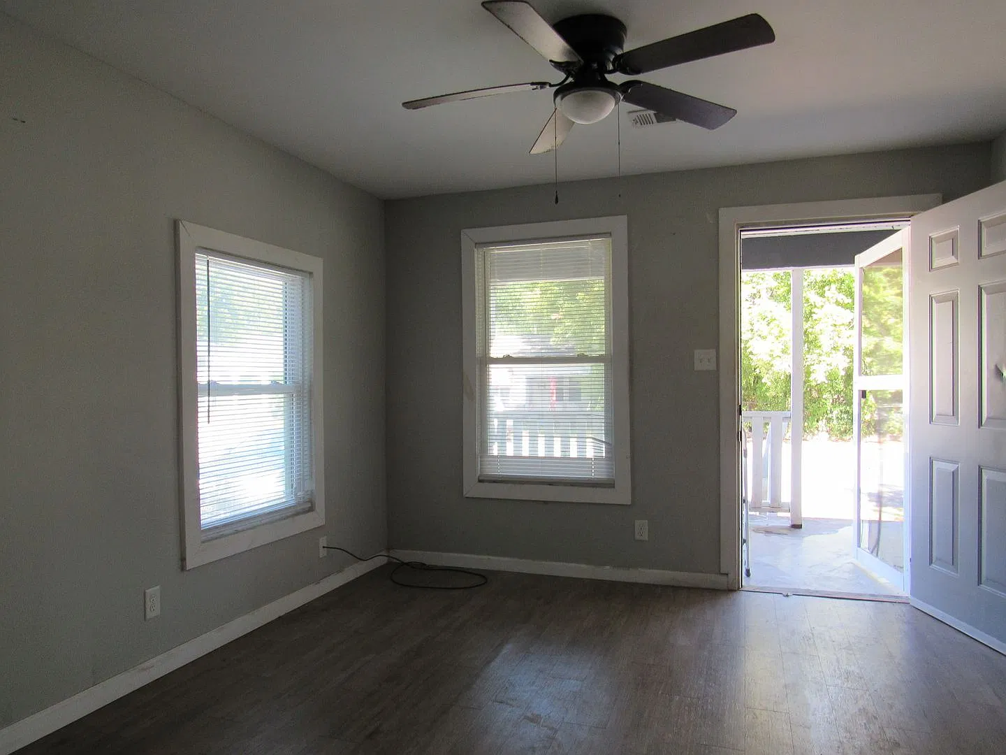 1 bed, 1.0 bath, 600 sqft, $895 — Photo 4