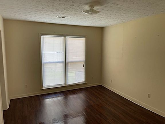 4th image of 6904 Bullet Blvd APT 6