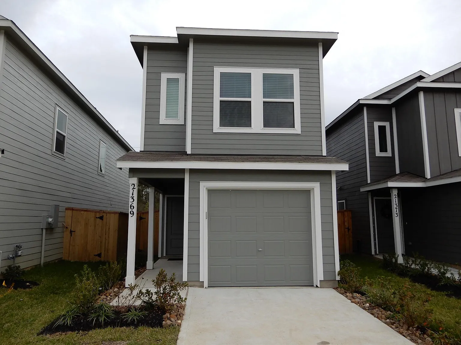 4 bed, 2.5 bath, 1535 sqft, $1,750 — Photo 1