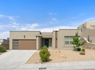 3043 Don Buck Dr, Las Cruces, NM 88011
