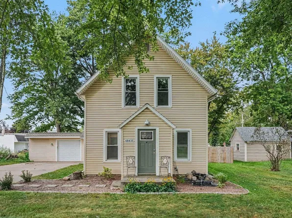 68435 Jackson St, New Paris, IN 46553