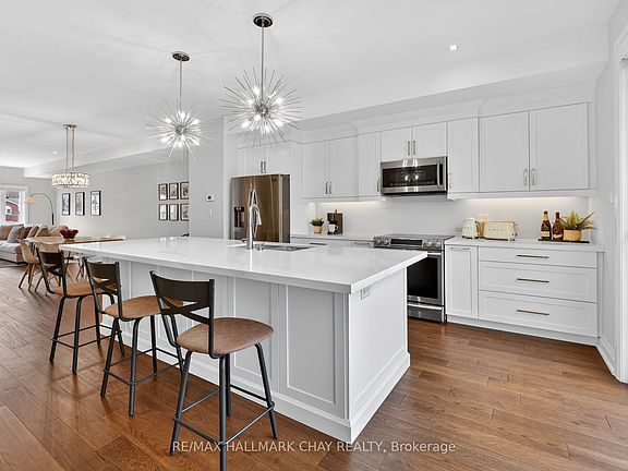 3rd image of 84 Clapperton St