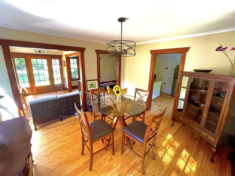 5953 Beechwood Dr — Photo 4