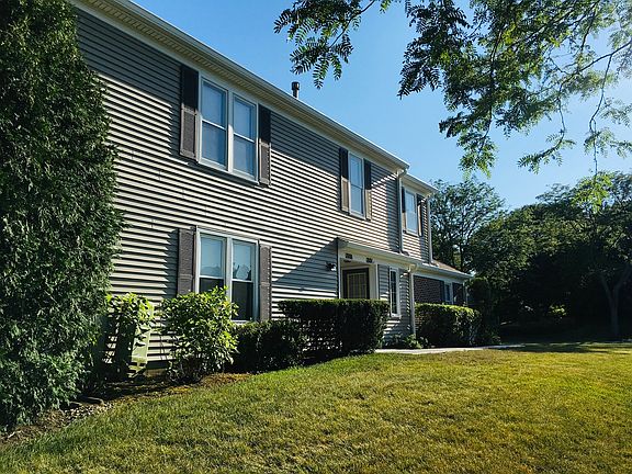 2nd image of 1801 Pebble Beach Cir #A