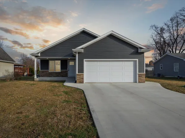 26059 Lake Terrace Cir, Elkhart, IN 46514