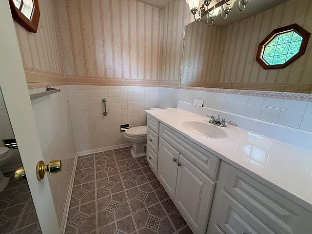 455 Ridge Dr — Photo 10