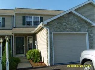 22 Sandstone Ct, Lititz, PA 17543