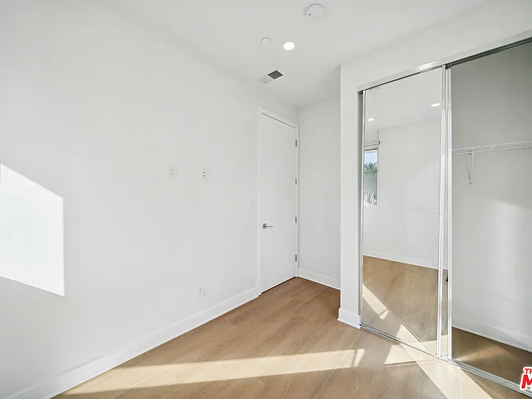 4523 Saint Elmo Dr #1/2 — Photo 5
