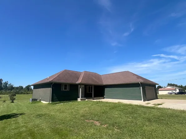 13691 Christmas Tree Rd, Johnston City, IL 62951