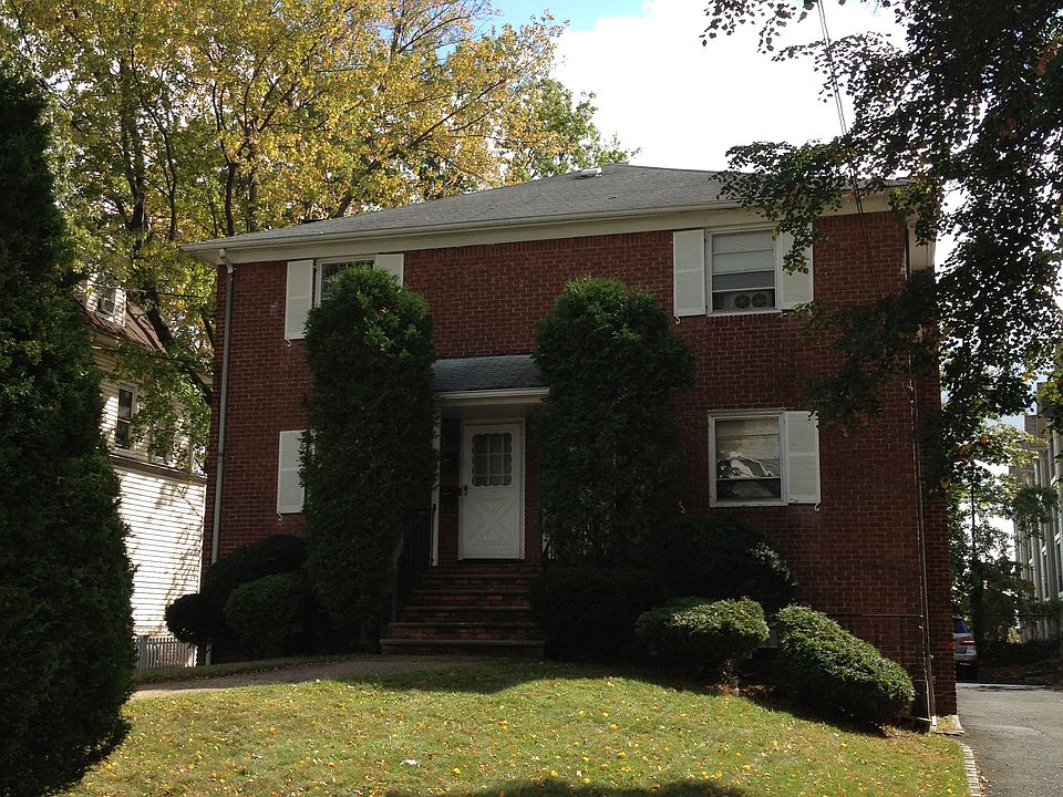 1st image of 78-80 Burnett Ave