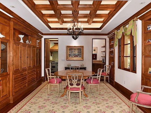 3rd image of 6091 Acorn Hill Lane NE