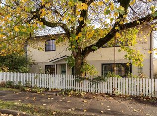 726 Vernon Dr, Vancouver, BC V6A 3N9