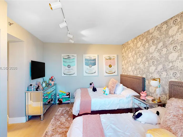 1000 Island Blvd #2903 — Photo 15