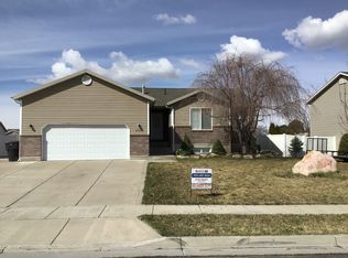 1721 N 2340 W, Clinton, UT 84015