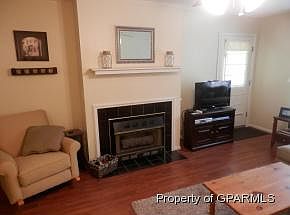 4th image of 2936 E Mulberry Ln