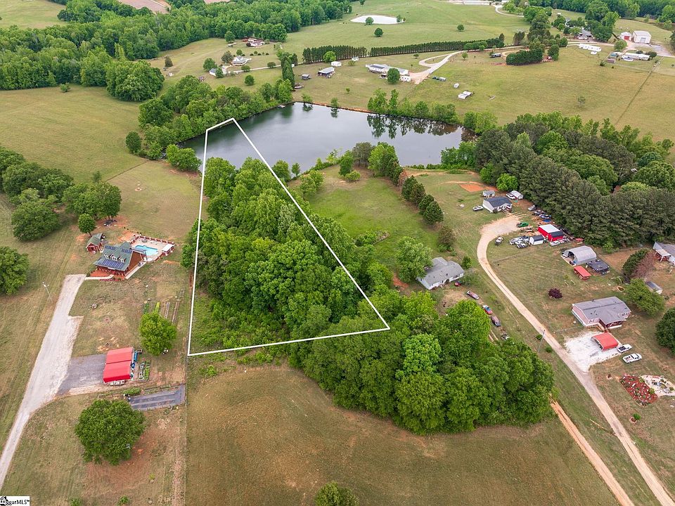 1st image of 901 Iron Bridge Rd