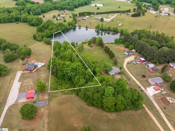 901 Iron Bridge Rd, Cowpens, SC 29330